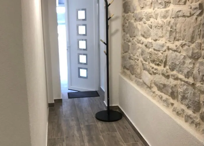 Blue Moon Split- Free Parking Apartman Split