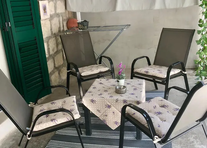 Blue Moon Split- Free Parking Apartman Split